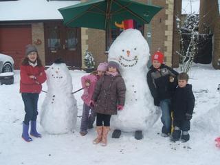 These children made this fantastic snowman in Schofield Gardens Witney