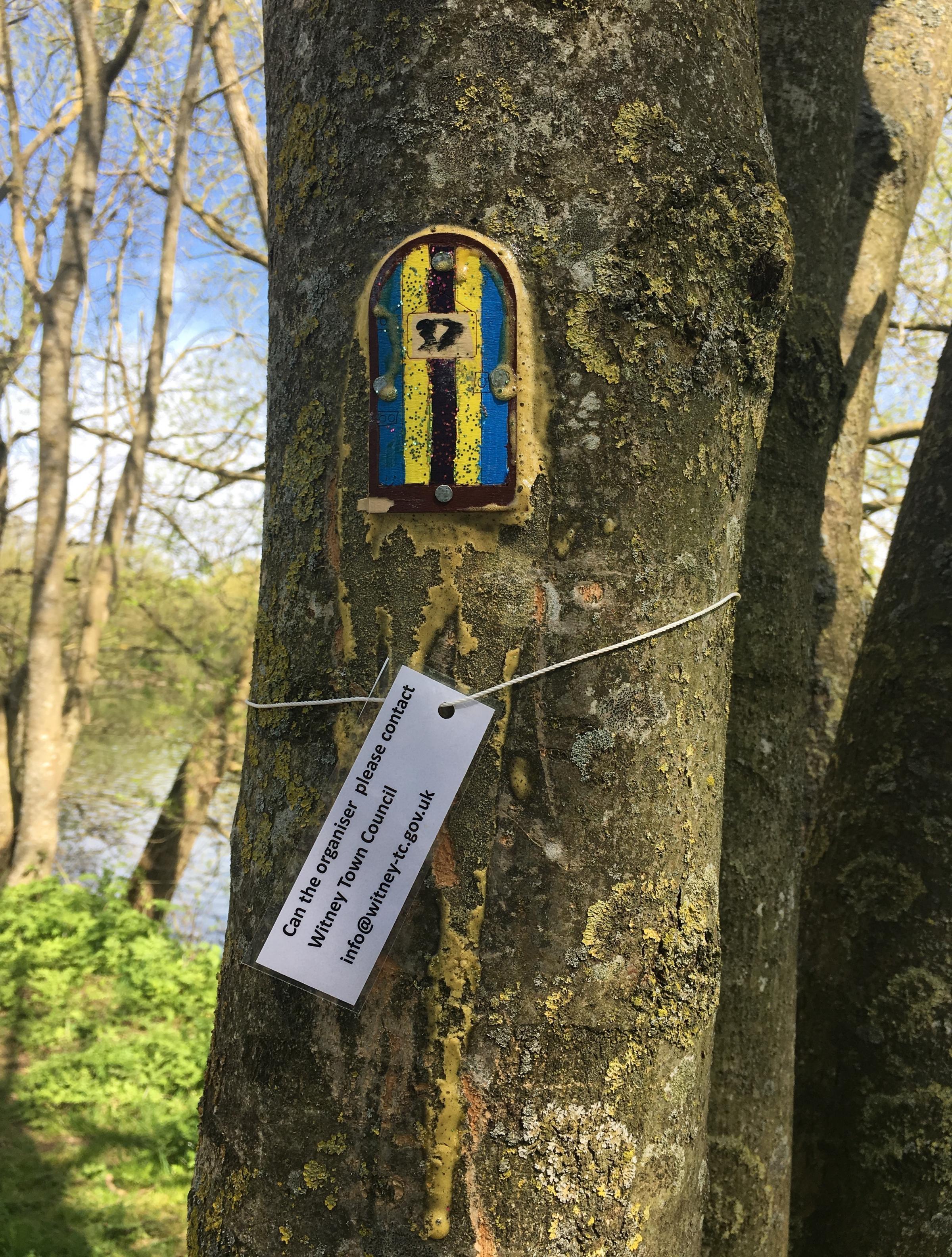 One of the fairy doors and attached notice at Ducklington Lake in Witney. Picture: Liam Rice